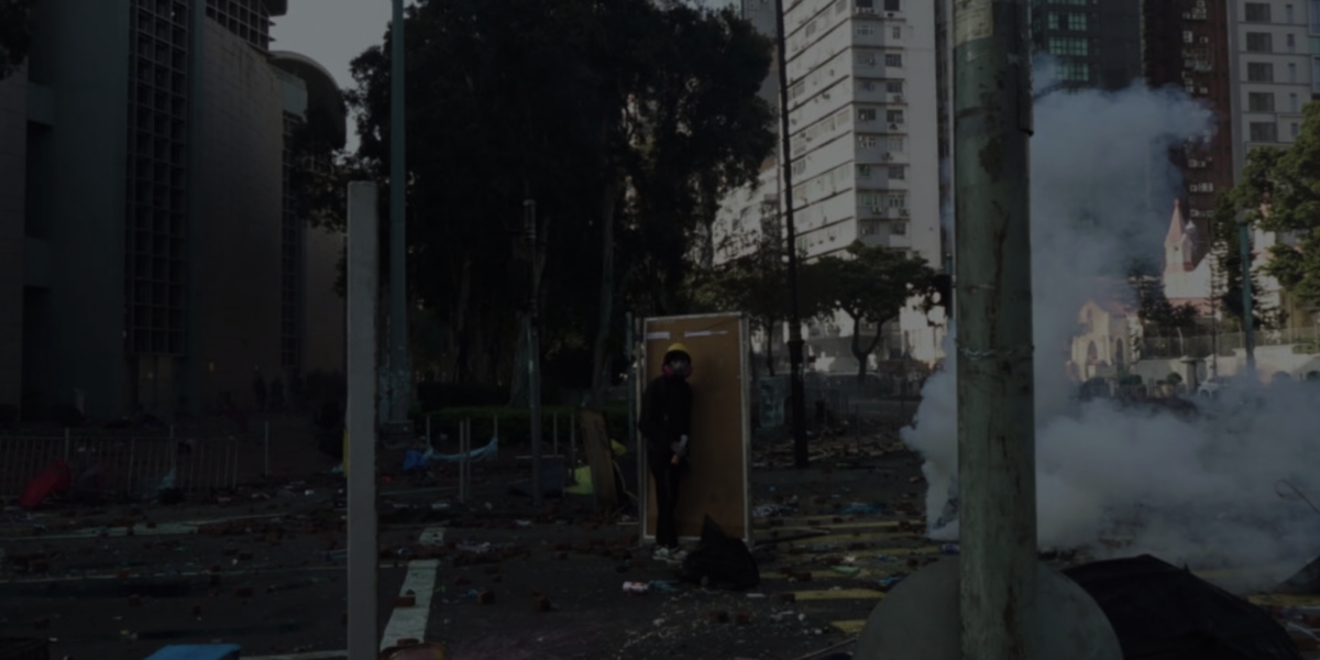 Olhar de Cinema: Por Trás da Linha de Tijolos Vermelhos